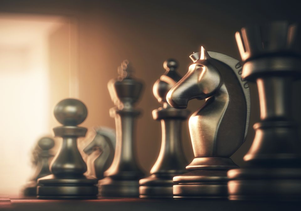 دانلود پاور پوینت آماده برای آشنایی با ورزش شطرنج